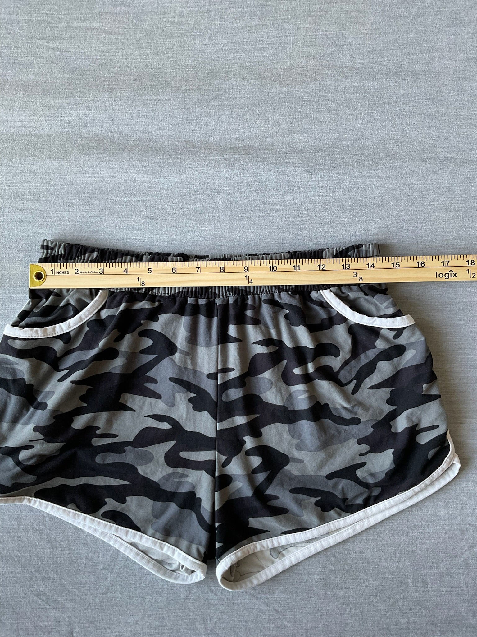 Women's Gray Camo Shorts.  Size Large