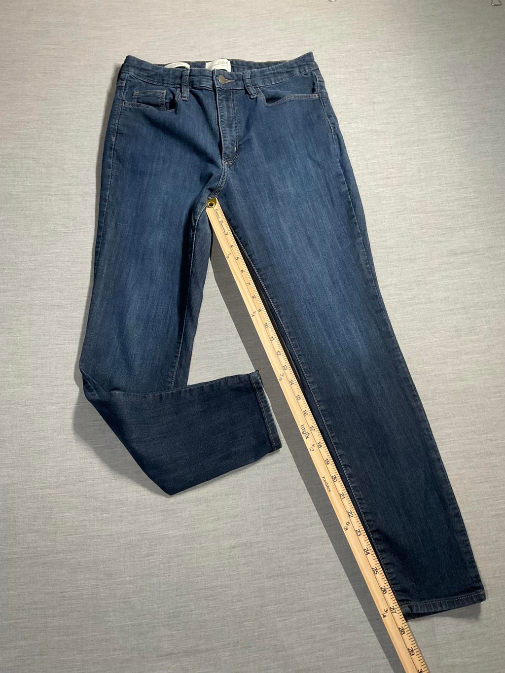 Universal Threads Women's High Rise Skinny Jeans Size 10