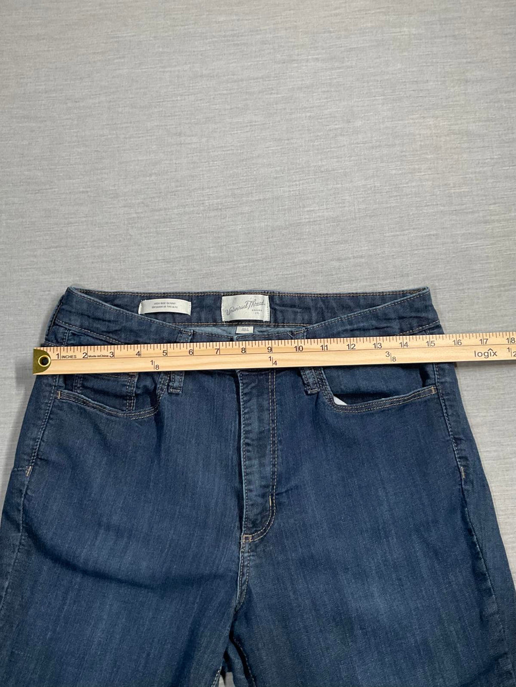 Universal Threads Women's High Rise Skinny Jeans Size 10