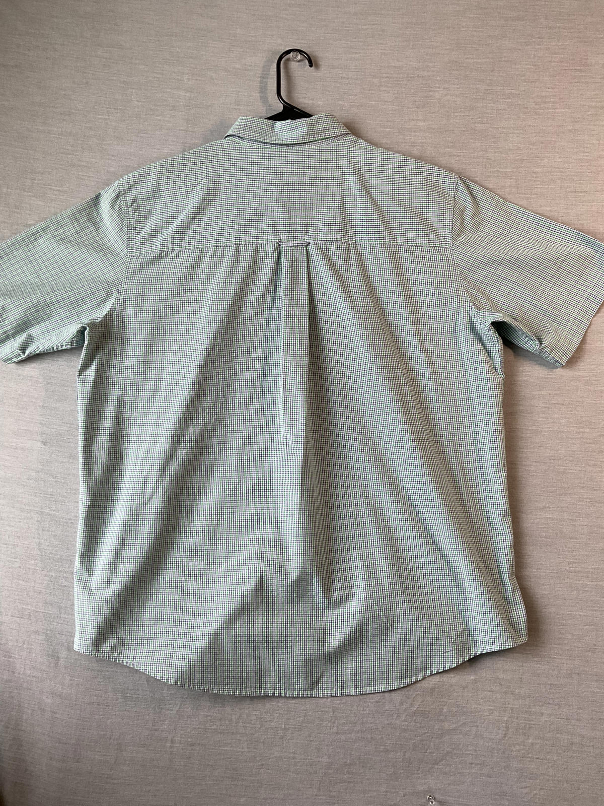 Chaps Men's Short Sleeve Button Up Green, White, Gray Plaid Shirt. XL