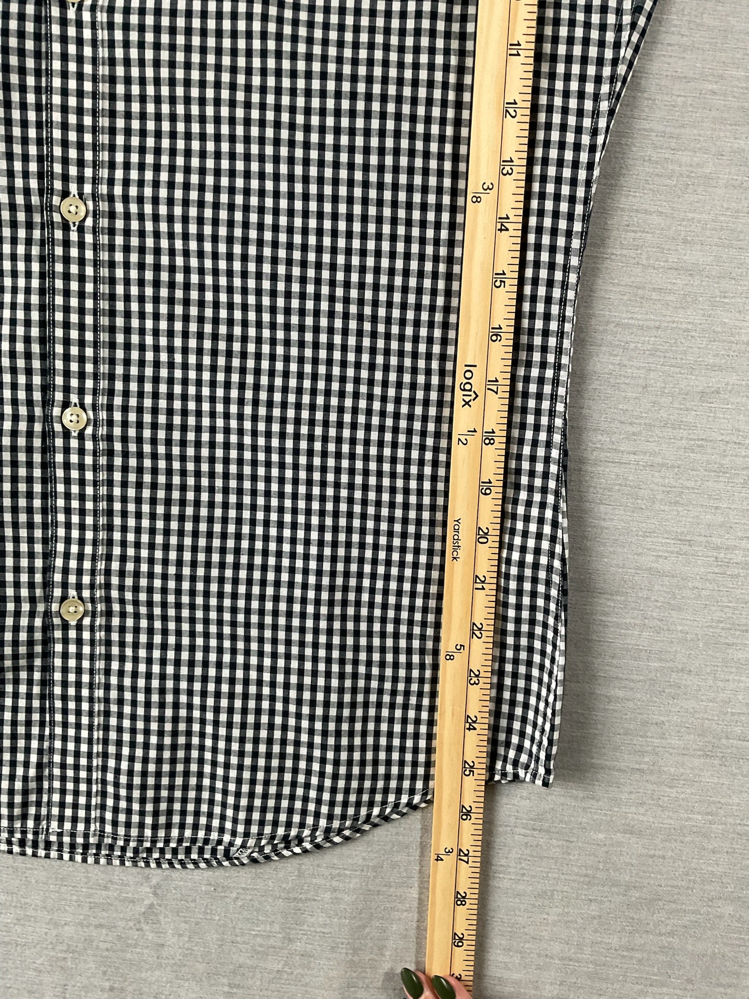 HM Men's Shirts Button Up Long Sleeve Navy Plaid.