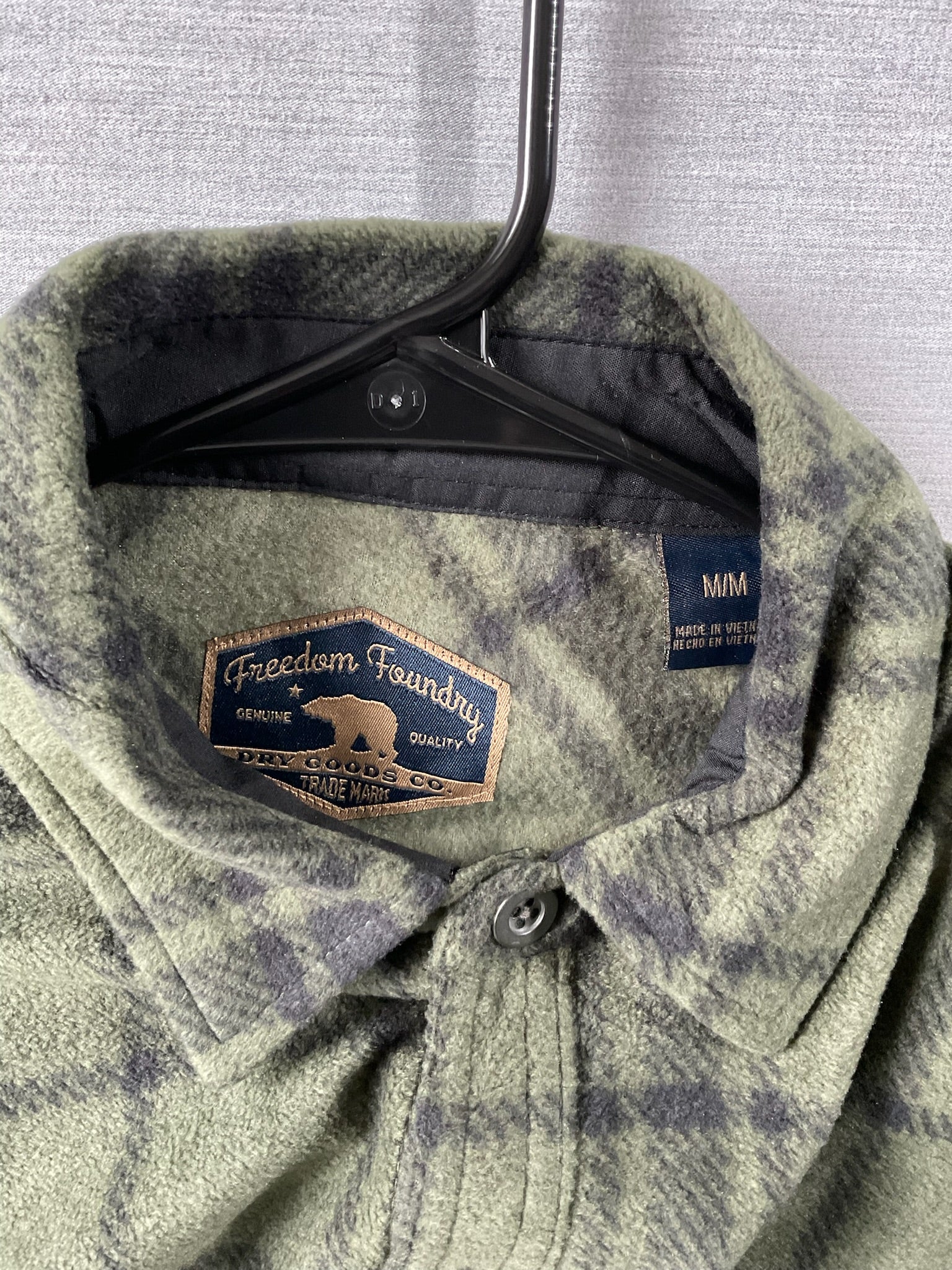 Freedom Foundry Supply Men's Long Sleeve Button Up Green & Black Shirt