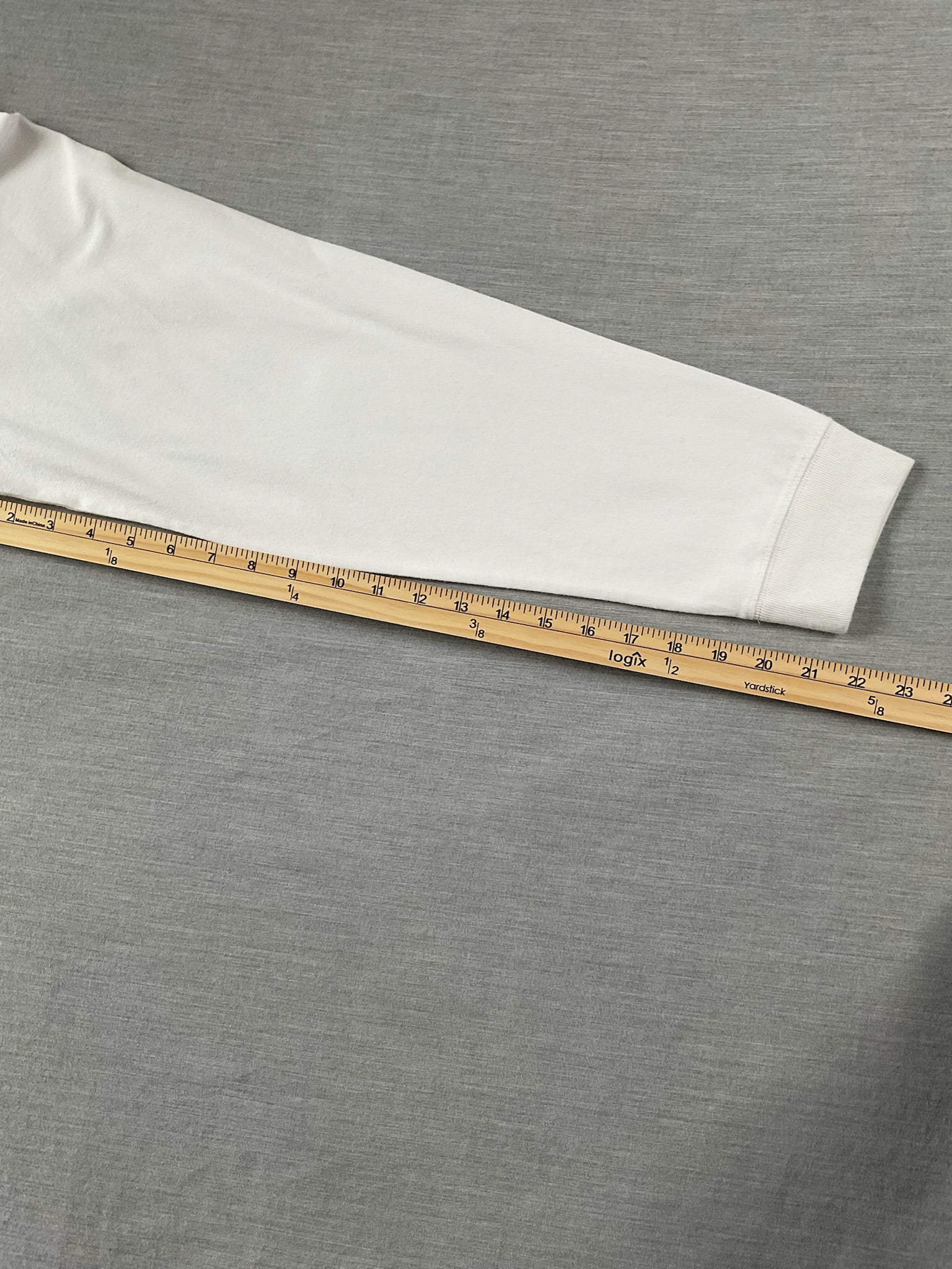 Duluth Trading CO. Men's Long Sleeve Shirt in White