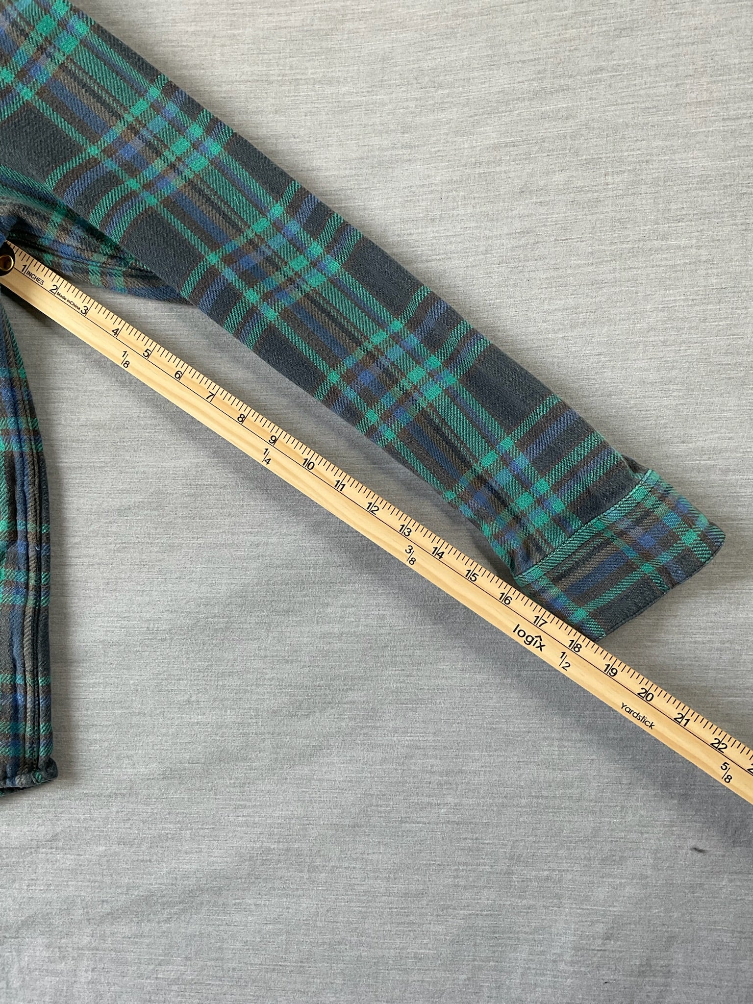 RVCA Men's Long Sleeve Button Up Flannel Shirt in Green and Blue.