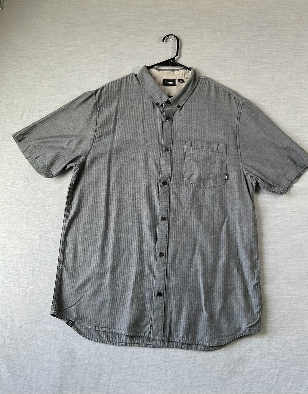 Vans Men's Short Sleeve Button Down Slate Blue Shirt. Size XL