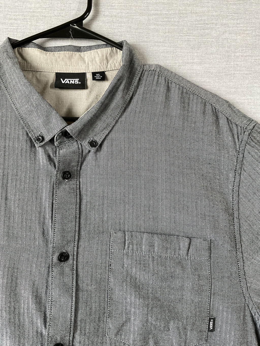Vans Men's Short Sleeve Button Down Slate Blue Shirt. Size XL