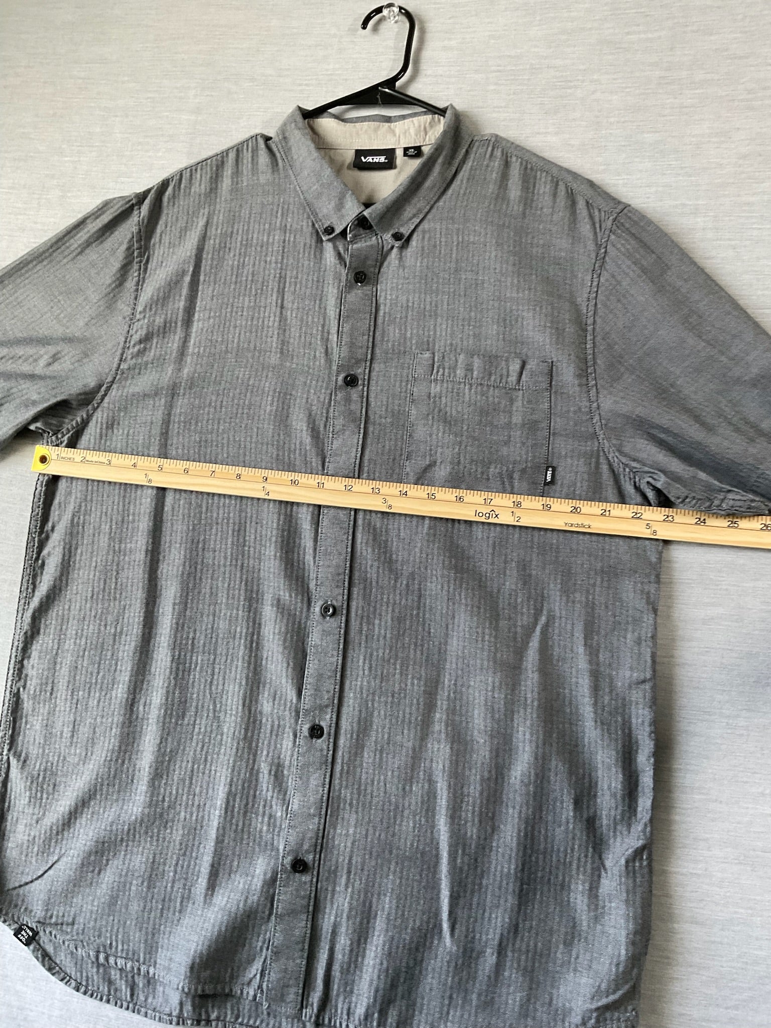 Vans Men's Short Sleeve Button Down Slate Blue Shirt. Size XL
