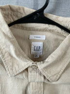 Gap  Men's Long Sleeve Button Up Shirt in Cream. X-Large