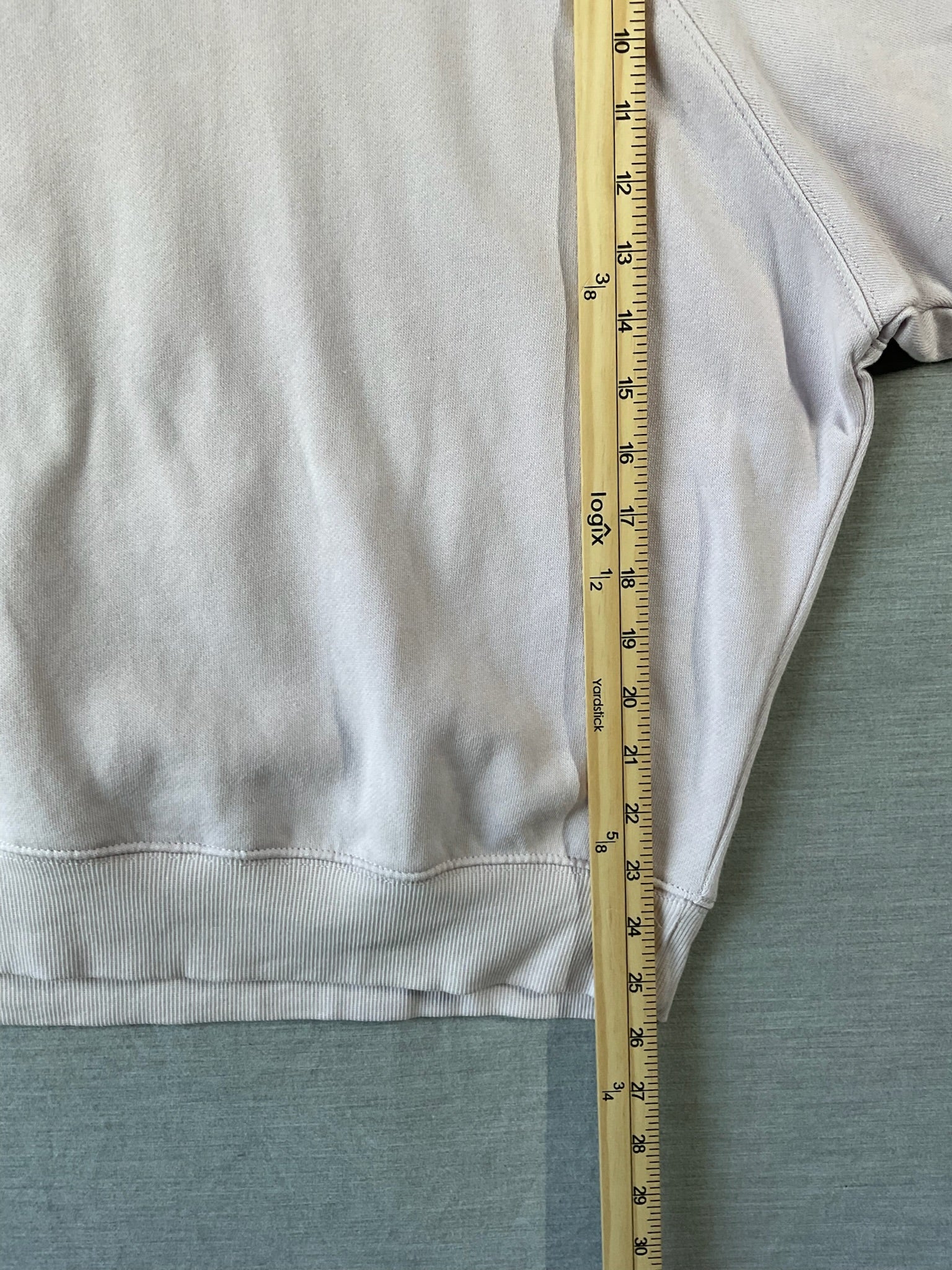 Old Navy Women's Long Sleeve Crew Neck Sweatshirt Lavendar