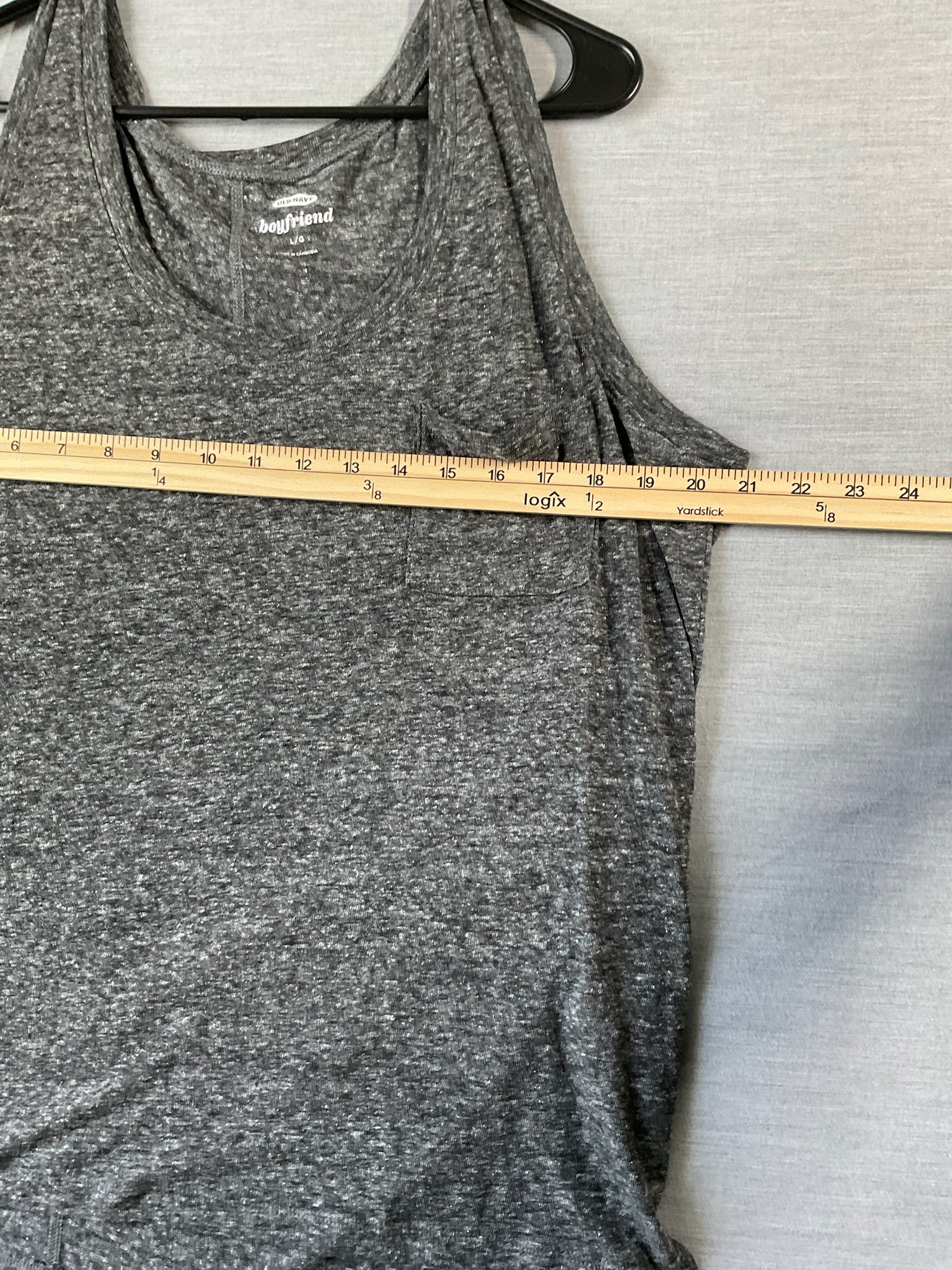 Old Navy Women's Gray Over-sized Tank-top with pocket