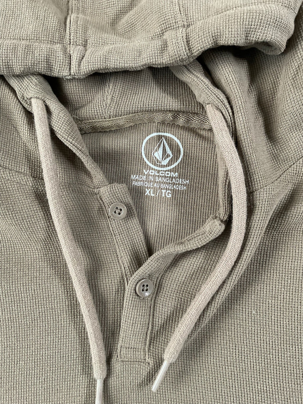Volcom Men's Long Sleeve Hooded Thermal Shirt in Two Tone Brown XL