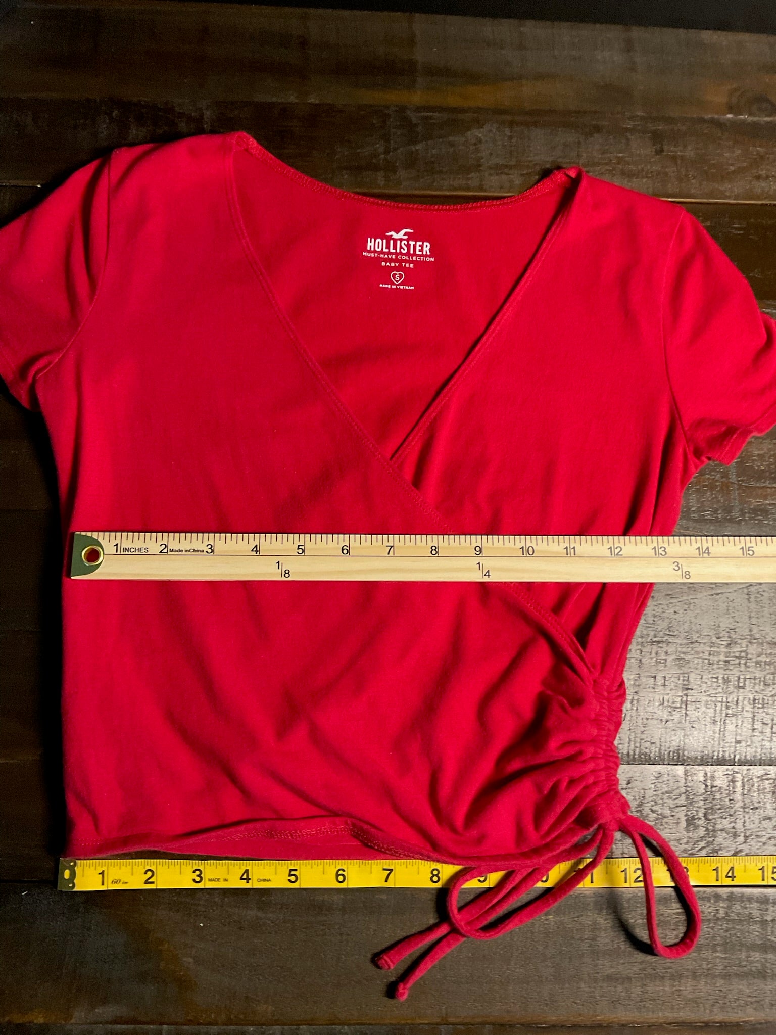 Hollister Co. Red Ribbed Baby Tee – Women’s Size Small