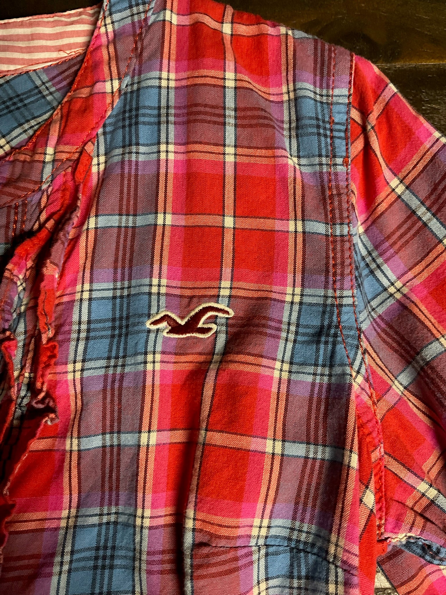 Hollister Co. Red Blue Plaid Women's Long Sleeve Button Up Shirt. Size Small