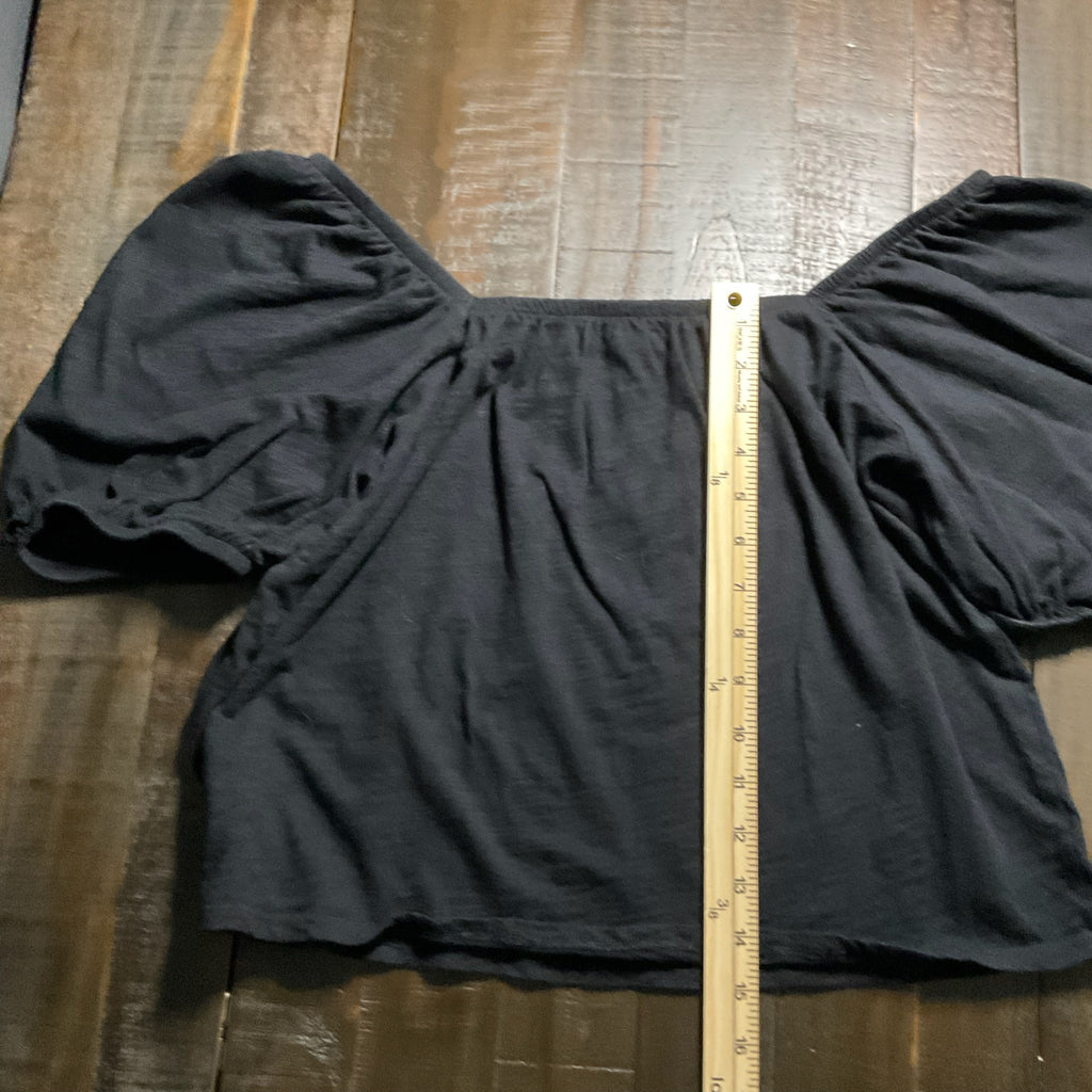 Old Navy Women's Short, Short Puff Sleeve Cotton Shirt. Black, Size large