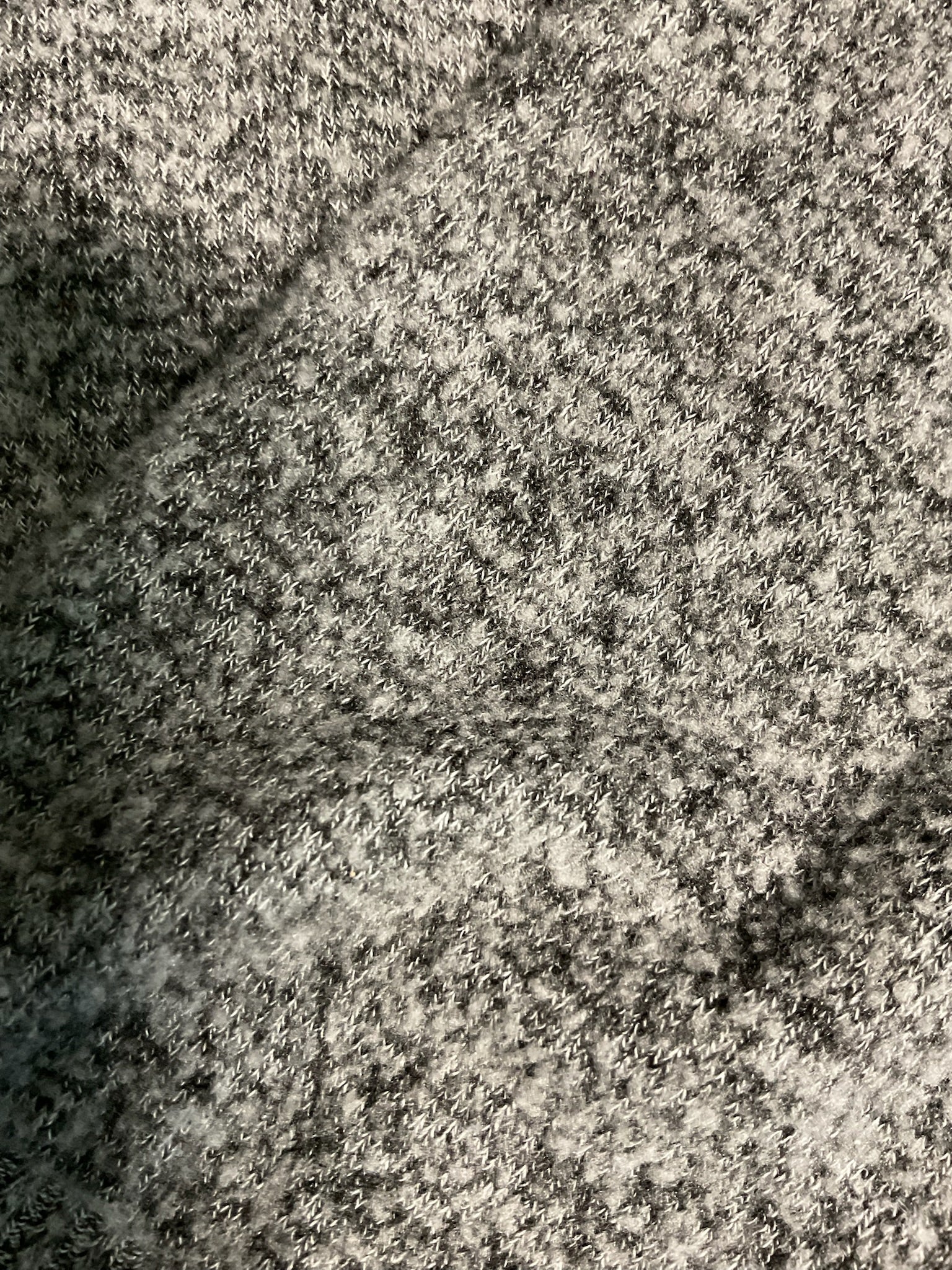 Lucky Brand Women’s V-Neck Sweater in size Large