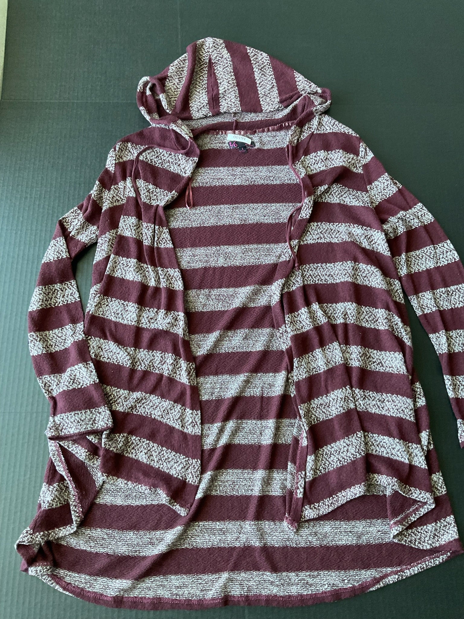 T/O Women’s Long Sleeve Cardigan in a vibrant Maroon Stripe. Size Large