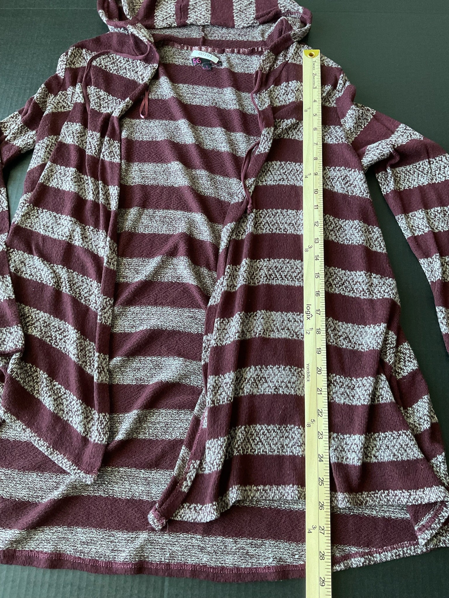 T/O Women’s Long Sleeve Cardigan in a vibrant Maroon Stripe. Size Large