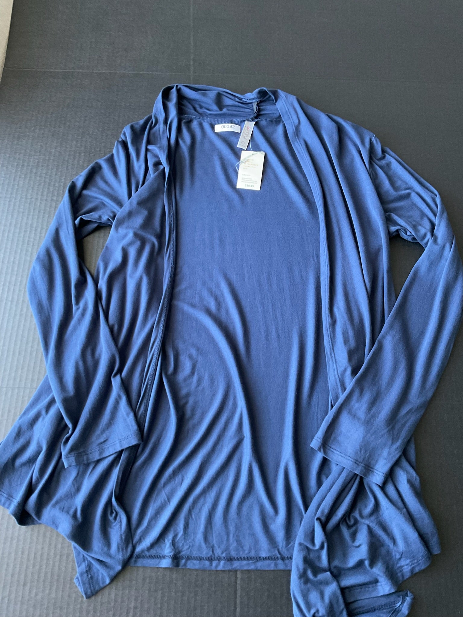 Simlu Women’s Long Sleeve Cardigan in a classic Navy Blue (Size Large)