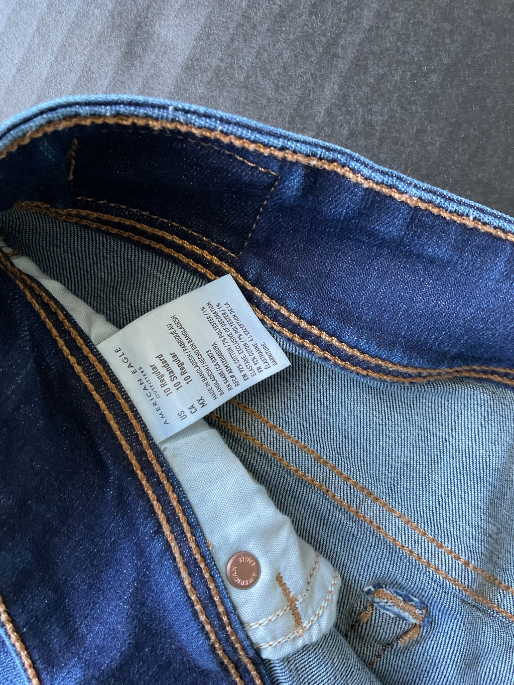 American Eagle Women's Kick Boot Jeans in Dark Blue. Size 10 Regular.