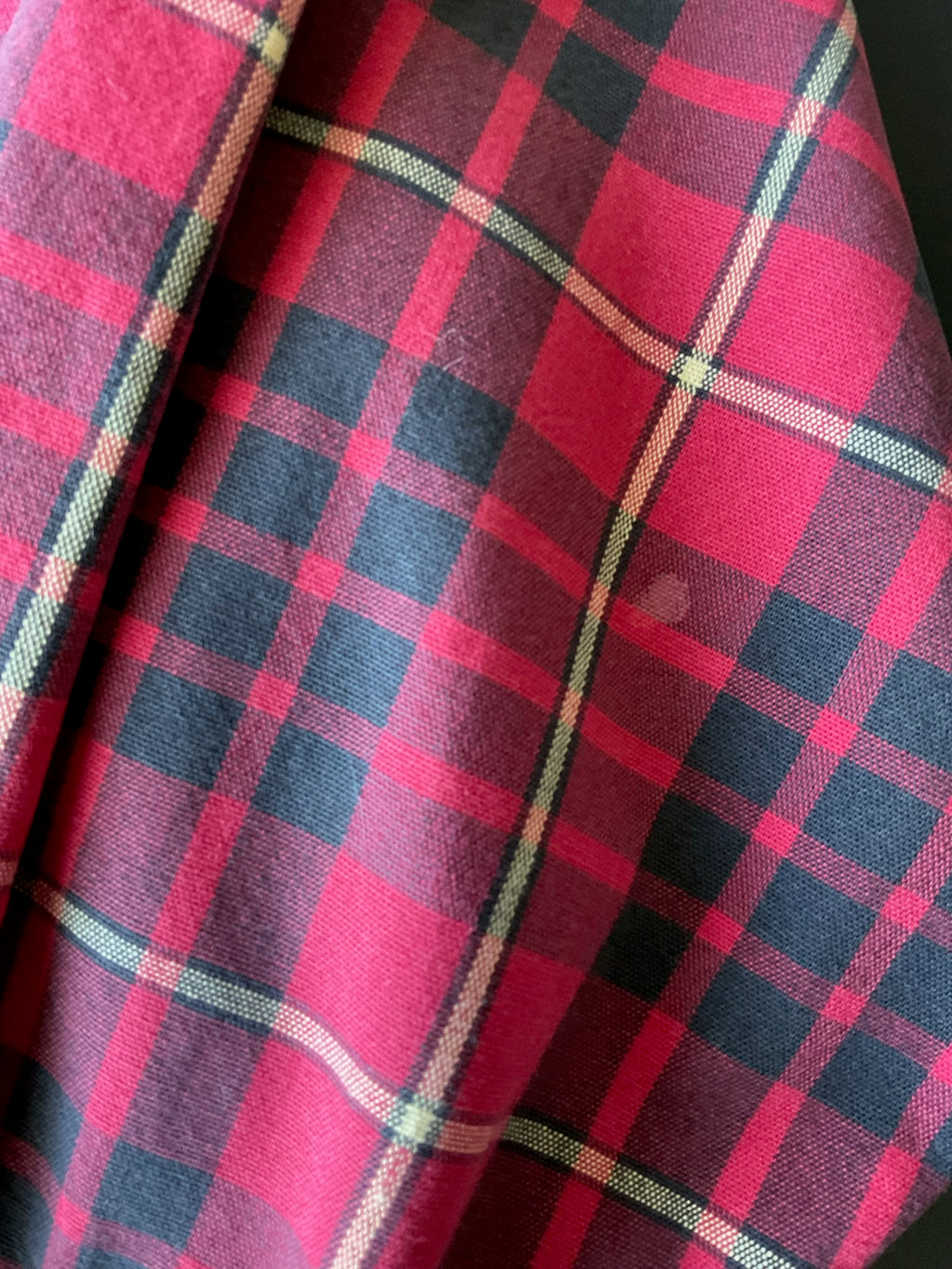 Eddie Bauer Men's Long Sleeve Button Up Red, Black Cream Plaid. Size Large