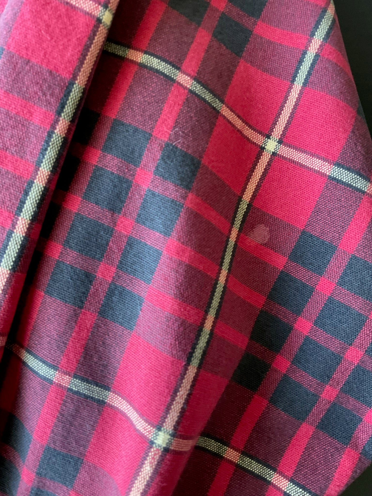 Eddie Bauer Men's Long Sleeve Button Up Red, Black Cream Plaid. Size Large