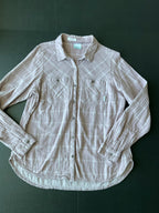 Columbia Women's Long Sleeve Button Up Mauve Shirt. Size X-Large