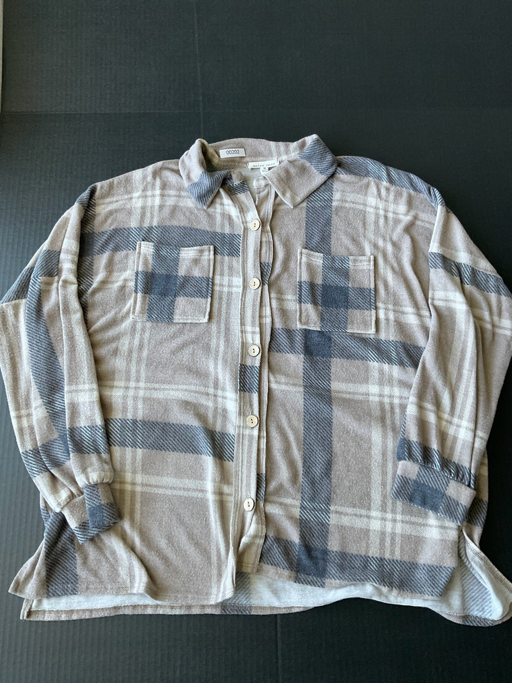 Spice Rose Women's Long Sleeve Button Down Cream, Tan, Black Shirt. Size Medium