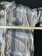 Spice Rose Women's Long Sleeve Button Down Cream, Tan, Black Shirt. Size Medium