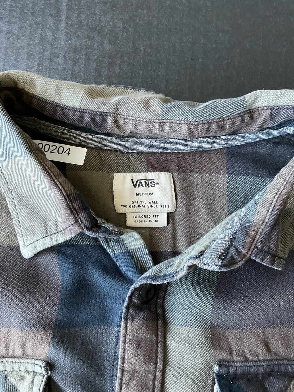 Vans Men's Long Sleeve Button Up Green Black Plaid Shirt. Size Medium