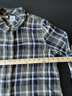 Vans Men's Long Sleeve Button Up Green Black and white Shirt. Size X-Large