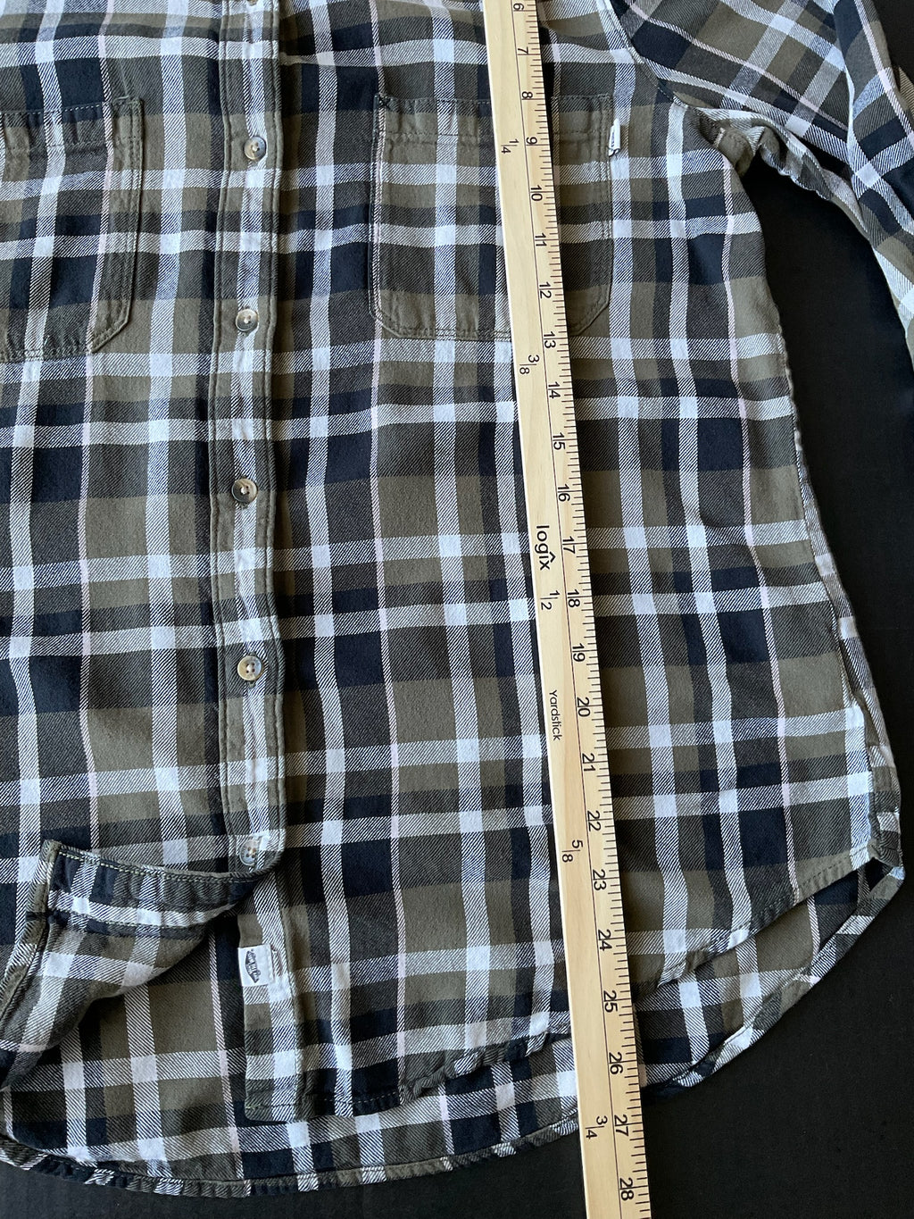 Vans Men's Long Sleeve Button Up Green Black and white Shirt. Size X-Large
