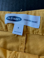 Old Navy Women's Everyday Shorts Size 8 - Yellow