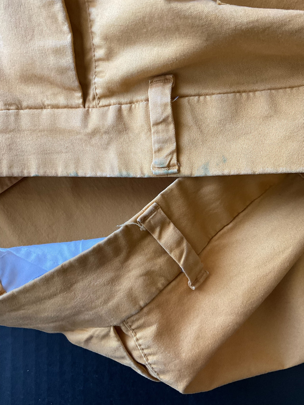 Old Navy Women's Everyday Shorts Size 8 - Yellow
