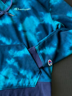 Champion Women's Long Sleeve Hoodie in Turquoise Blue Tie Die Size Small