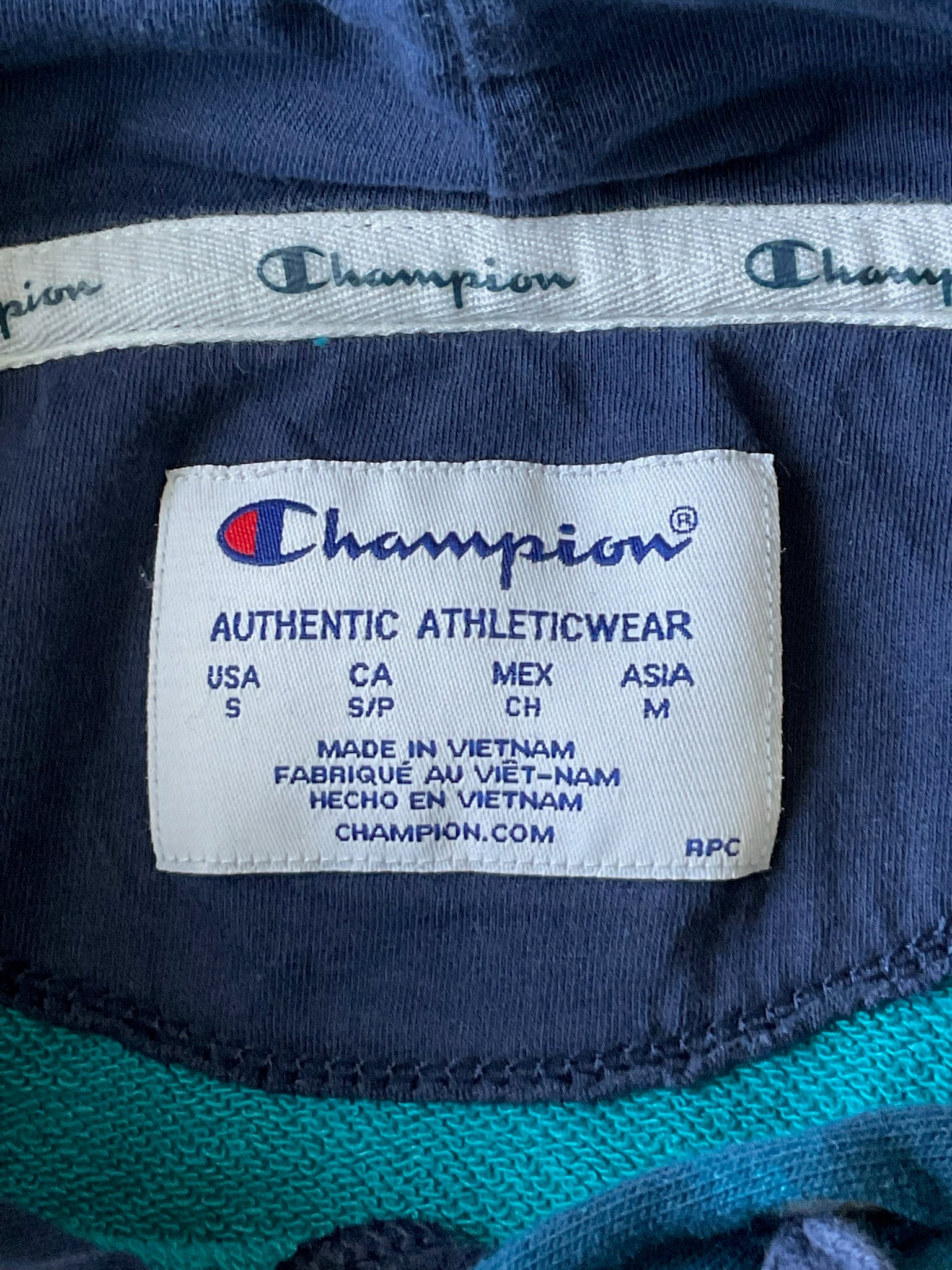 Champion Women's Long Sleeve Hoodie in Turquoise Blue Tie Die Size Small