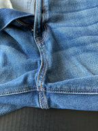 American Eagle Women's Mom Straight Leg Distressed Blue Denim Jeans Size 12