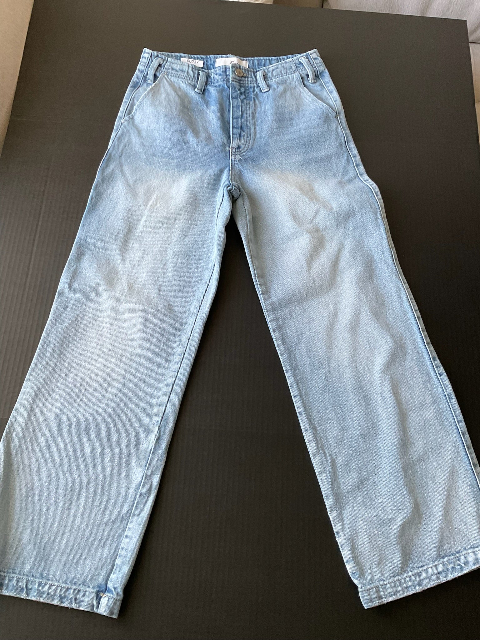 KanCan Women's Estilo Button Fly Jeans in Light Blue (Size 5)