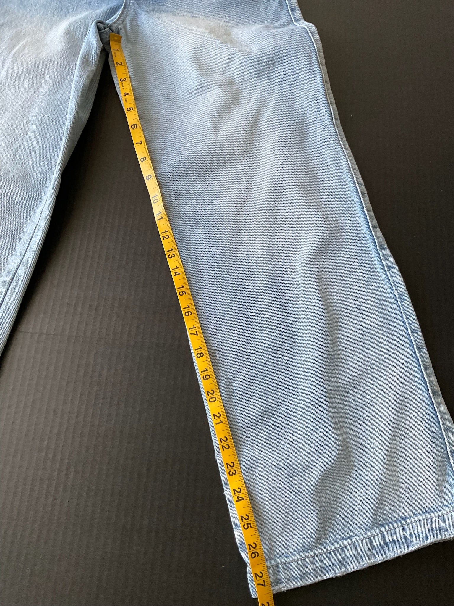 KanCan Women's Estilo Button Fly Jeans in Light Blue (Size 5)