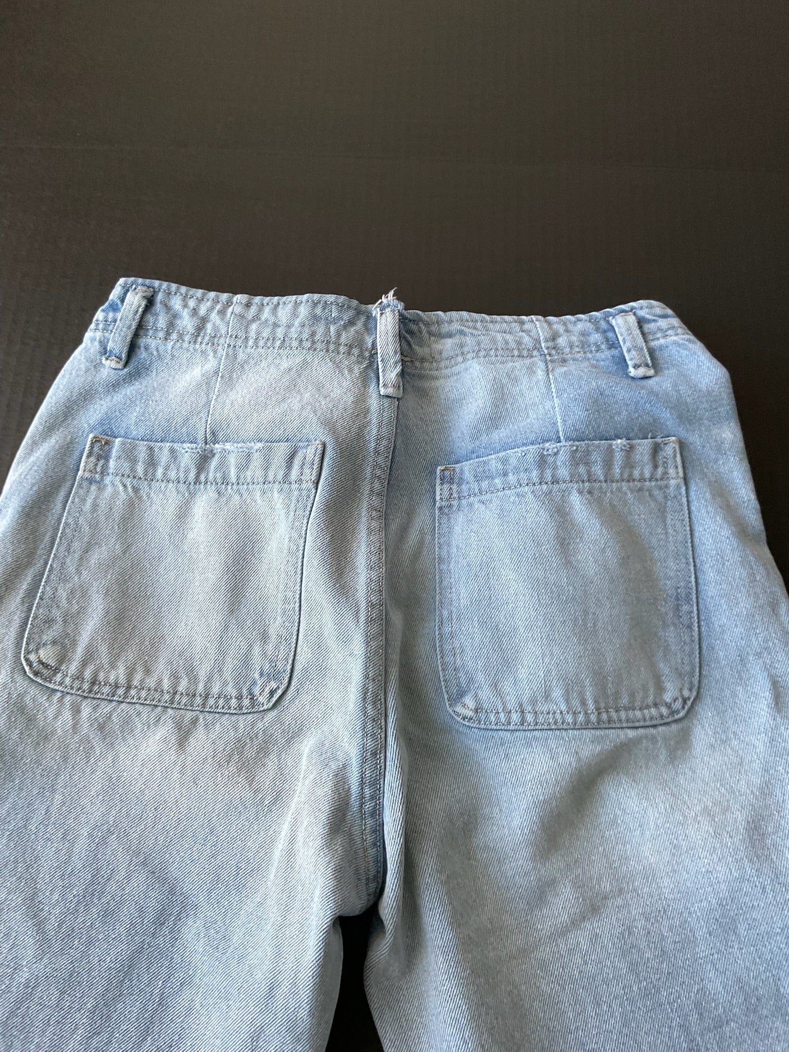 KanCan Women's Estilo Button Fly Jeans in Light Blue (Size 5)