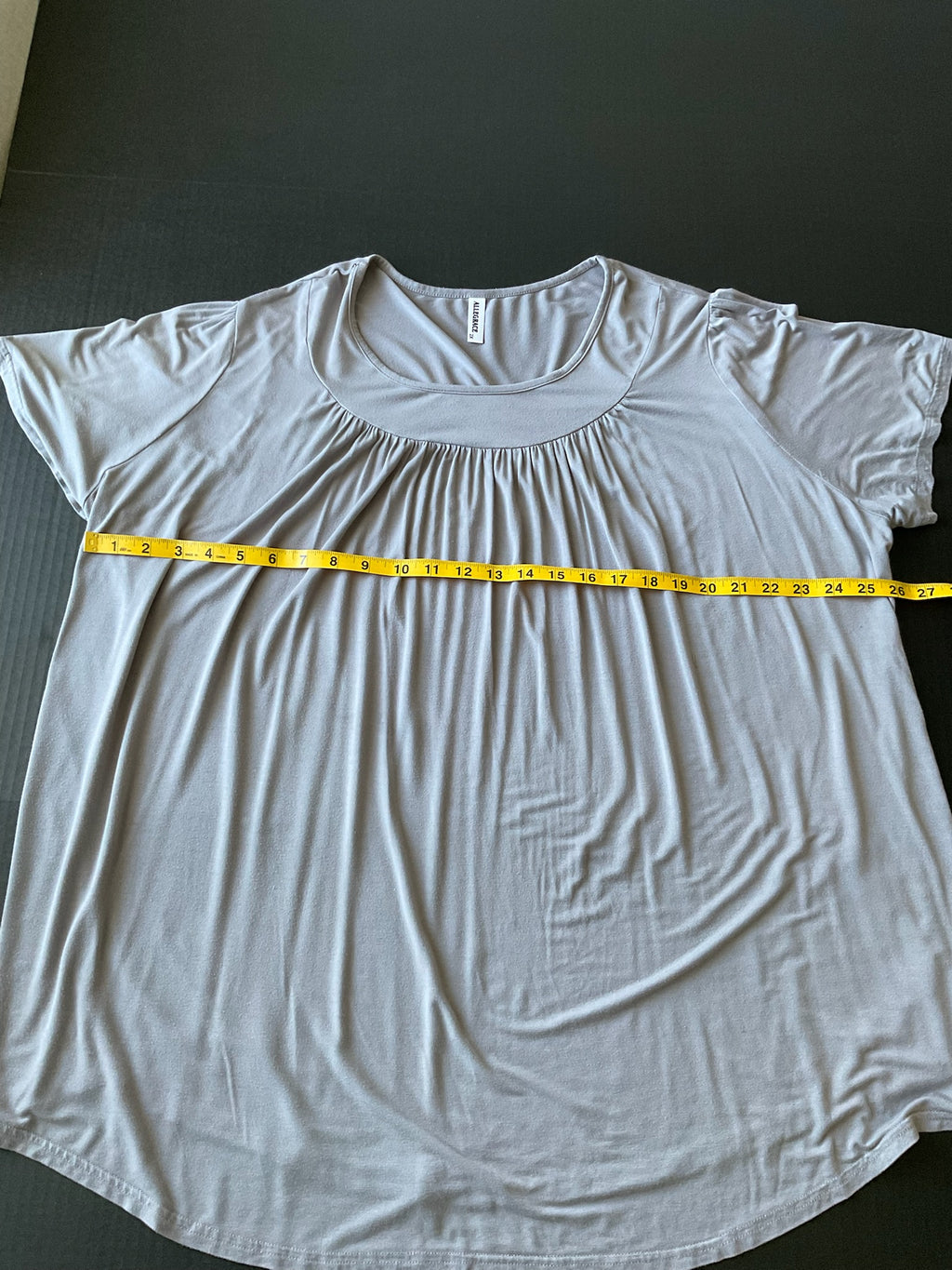 Allegrace Women's Short Sleeve Round Neck Tunic Size 2X