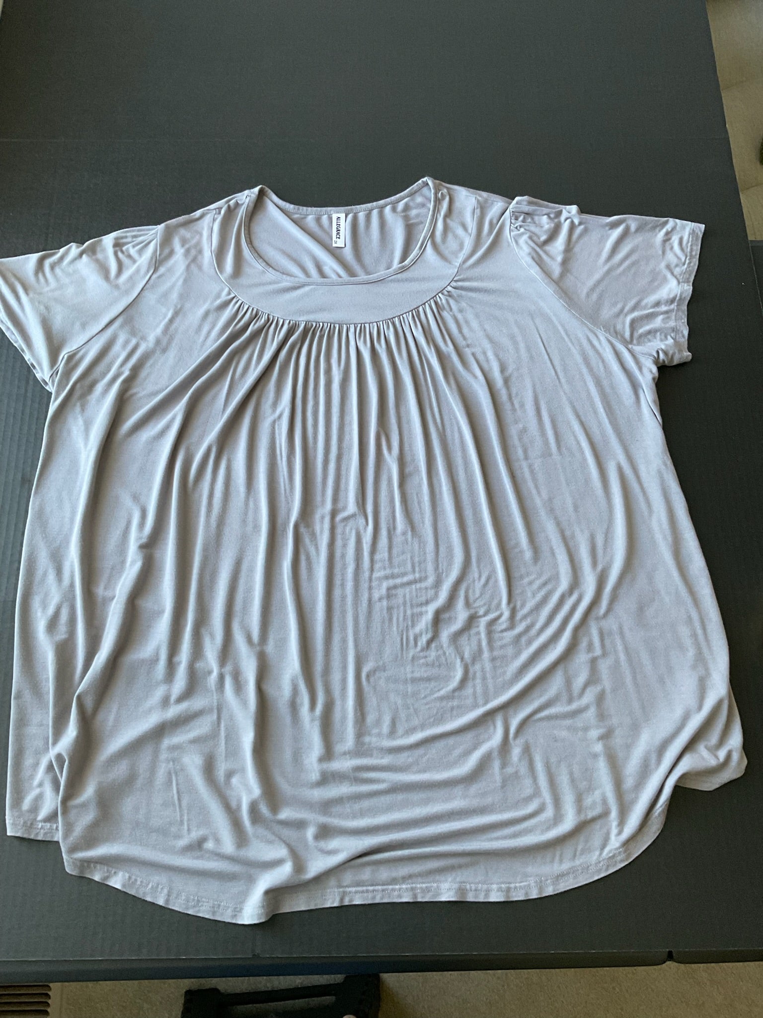 Allegrace Women's Short Sleeve Round Neck Tunic Size 2X