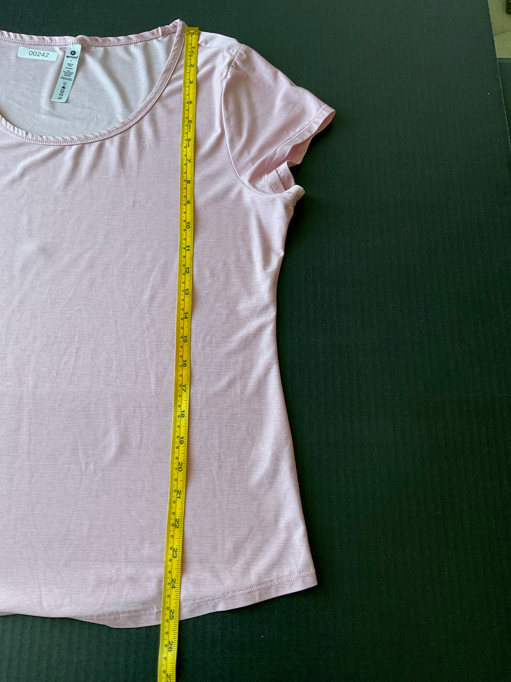 90 Degree by Reflex Women’s Short Sleeve Crew Neck T-Shirt. Size Large