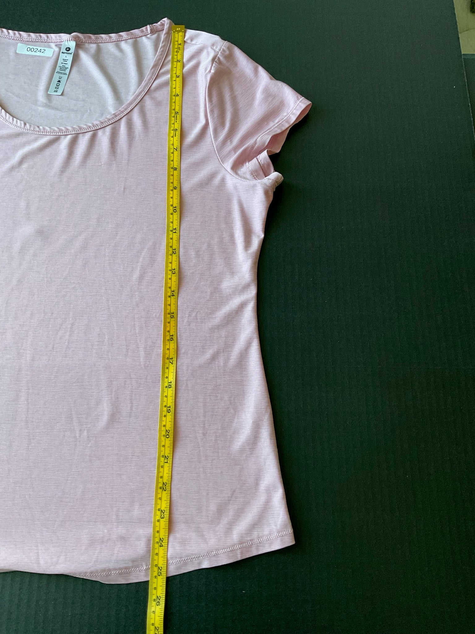 90 Degree by Reflex Women’s Short Sleeve Crew Neck T-Shirt. Size Large