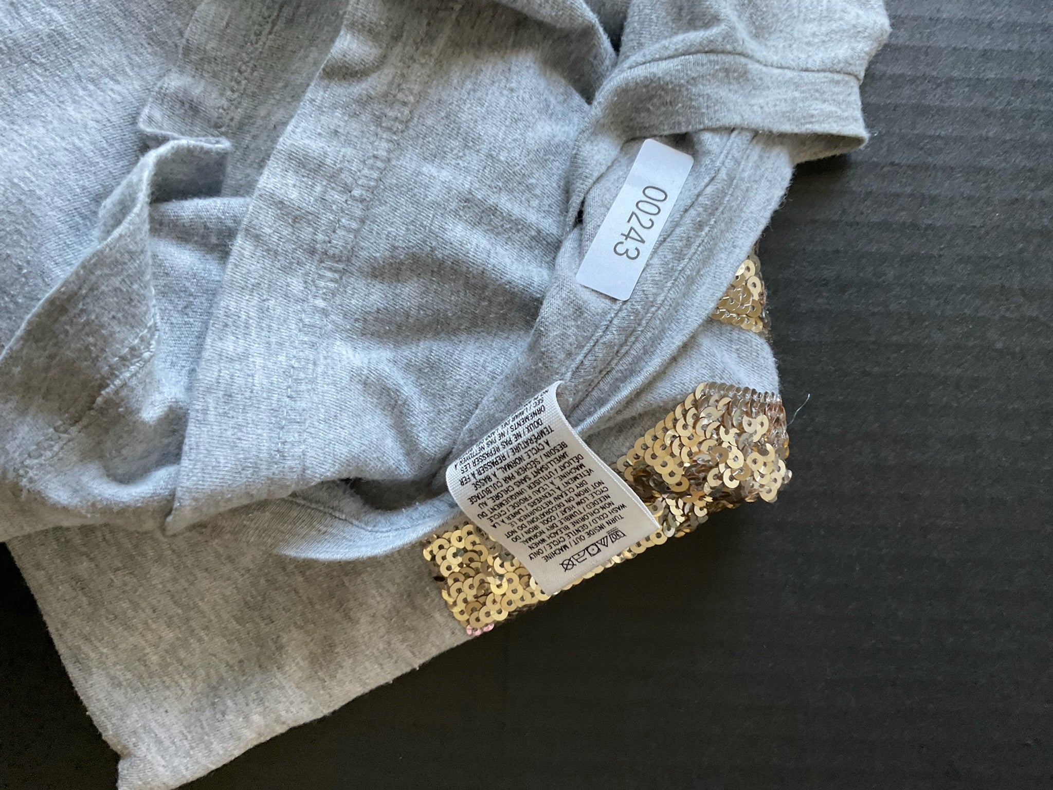 Victoria Secret PINK Women's Campus Crew Short Sleeve Gray T Shirt with Gold Sequins on back. Size Medium.