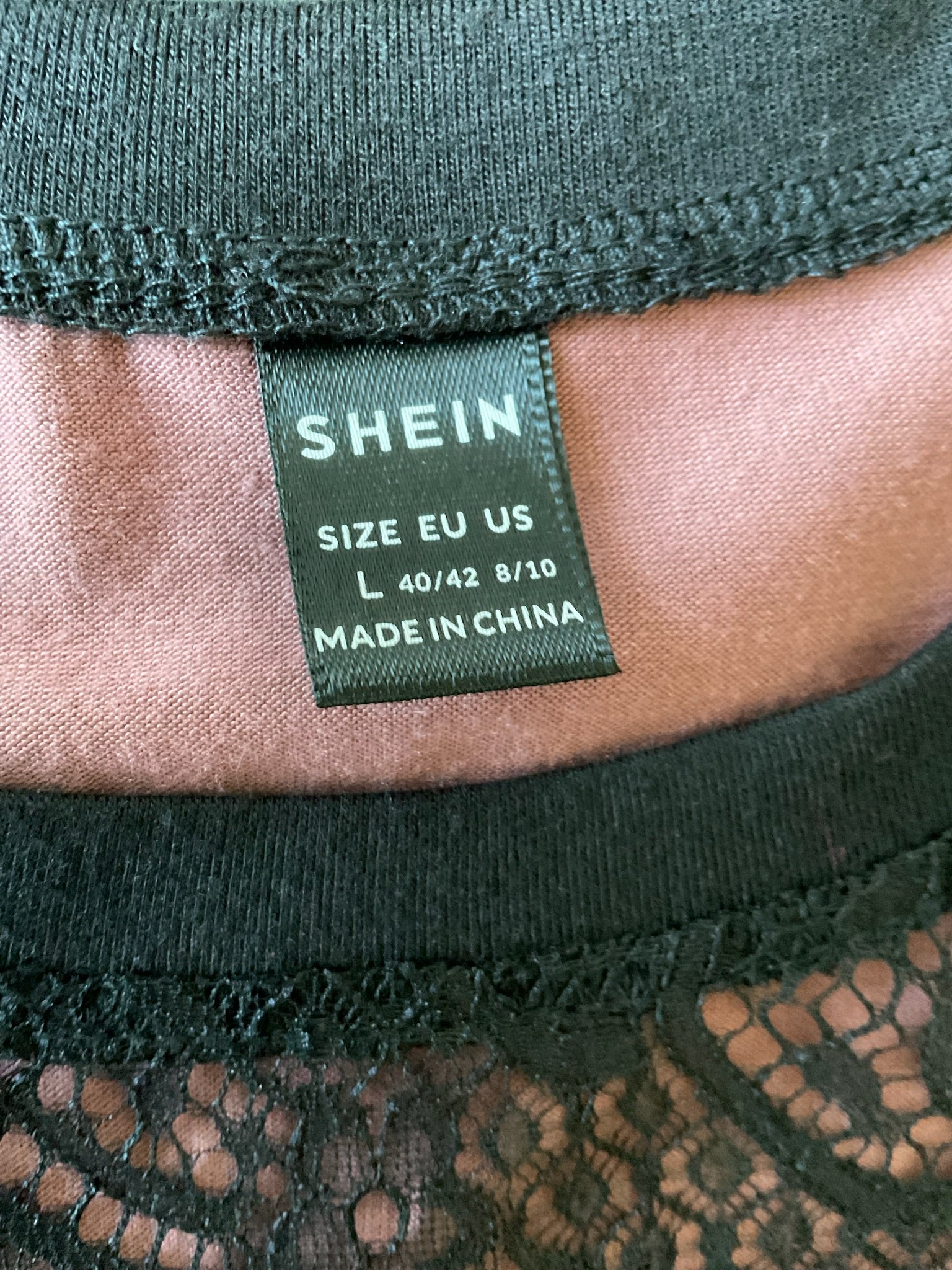 Shein Women's Short Sleeve Mauve Black Lace Blouse. Size Large