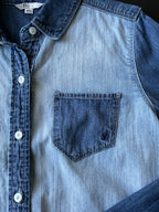 Volcom Women's Long Sleeve Button Up Two Tone Denim Shirt. Size Medium