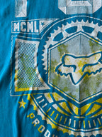 Fox Men's Short Sleeve Crew Printed T Shirt. Size Large. Blue, White Yellow.