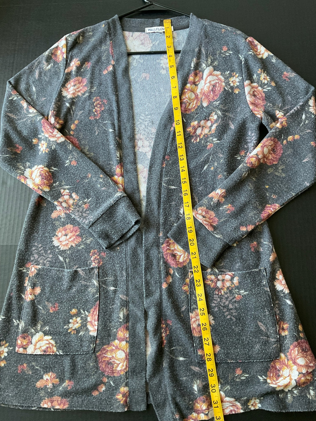 Wallflower Women's  Long Sleeve Cardigan Floral Gray. Women's Size Large