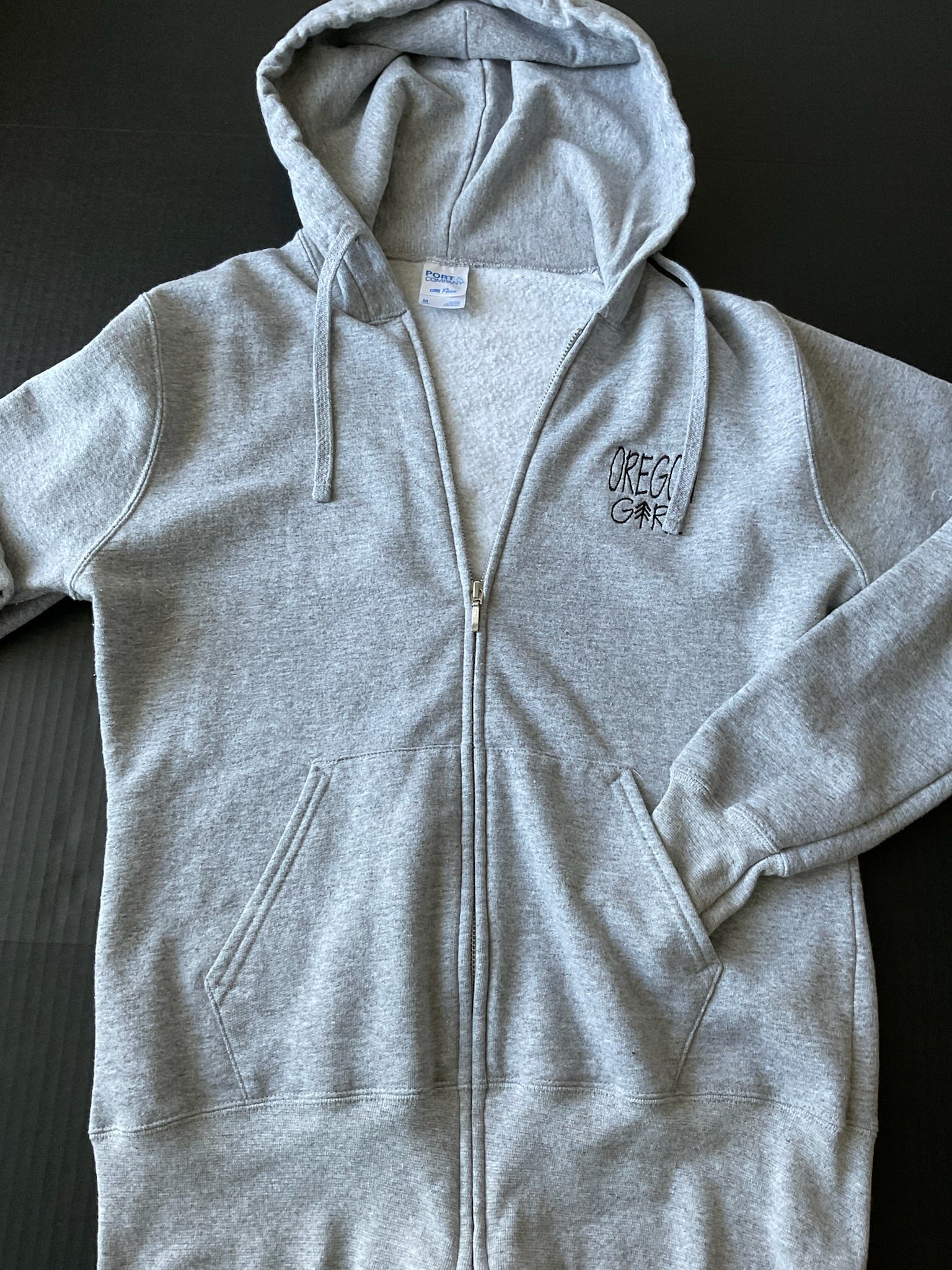Women's "Oregon Girl" Gray Zip Hoodie. Size Medium