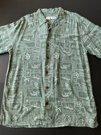 High Surf Men's Short Sleeve Button Up Hawaiian Print Green Shirt. Size Large